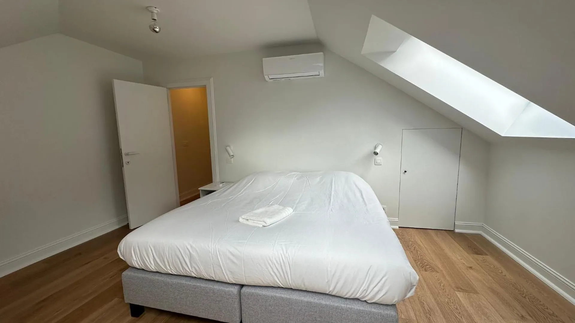 Charming Ixelles Apartment Retreat In The Heart Of Brussels